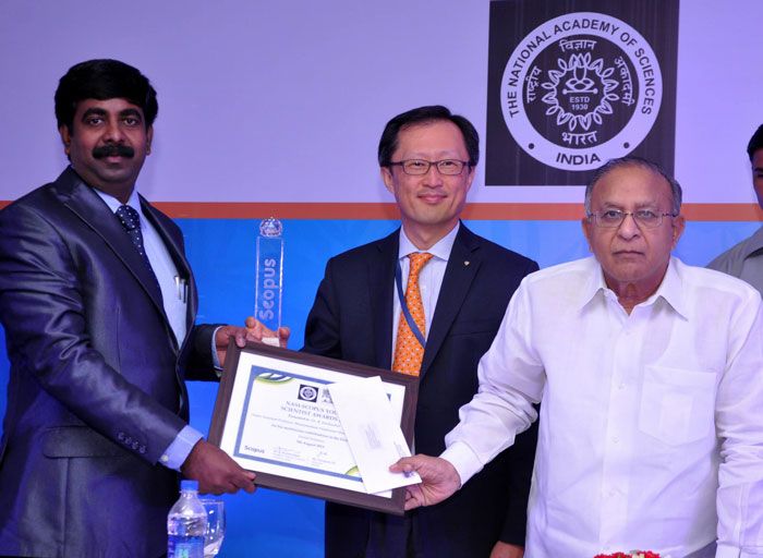 Receiving the NASI-Scopus Young Scientist Award 2012 in Social Sciences